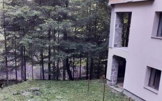 Vila pe trei niveluri 210 mp pe malul lacului Gozna Valiug - Poză 1