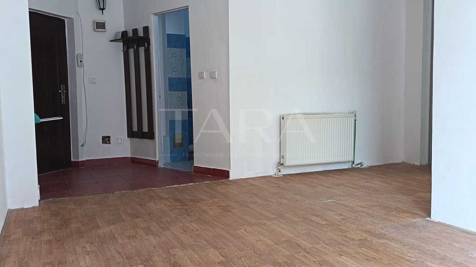 Apartament 1 cameră renovabil cu parcare inclusă în acte – Florești. - Poză 6