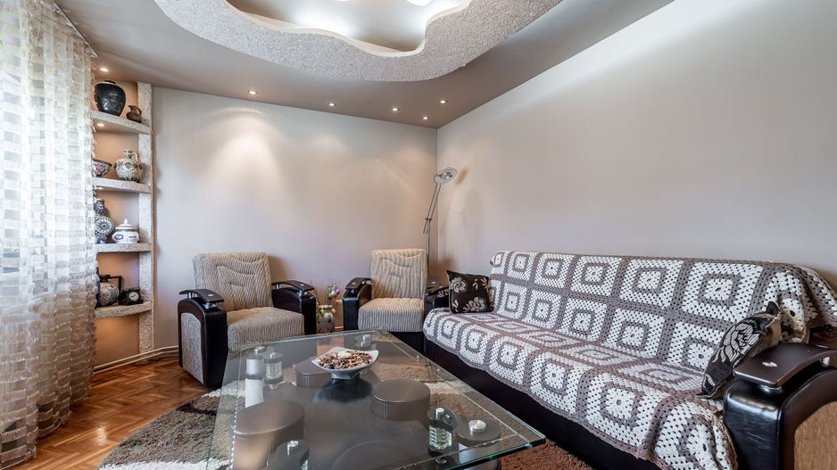 Apartament 3 camere Micalaca 300. Vedere superbă spre Mureș - Poză 3