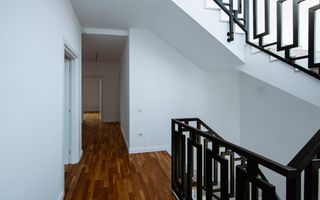 VILA SUPERBĂ CU 4 DORMITOAARE ȘI PISCINA LA INCHIRIERE - Poză 16