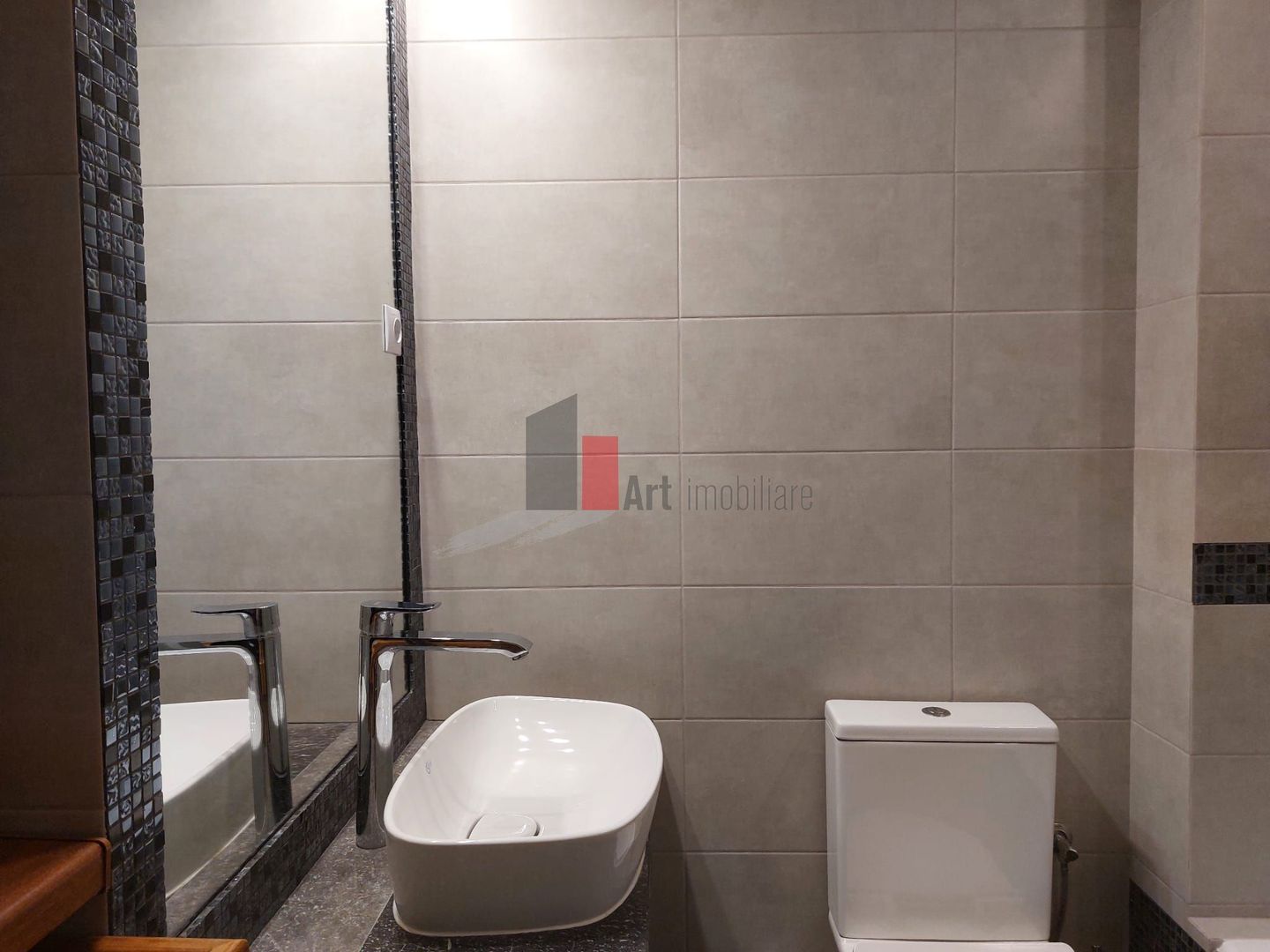 Apartamentul "COBERTURA",  PENTHOUSE "PIATA SPANIEI", TERASA 63 mp, CONSOLIDAT - Poză 46