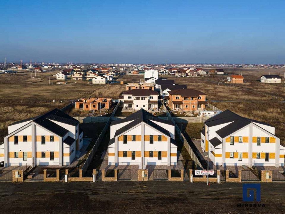Duplex cu 4 camere si teren generos de 352 mp – Mosnita Noua - Poză 25