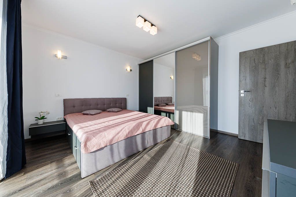 Apartament spatios, luminos,4 camere, zona Braytim, Comision 0 - Poză 15