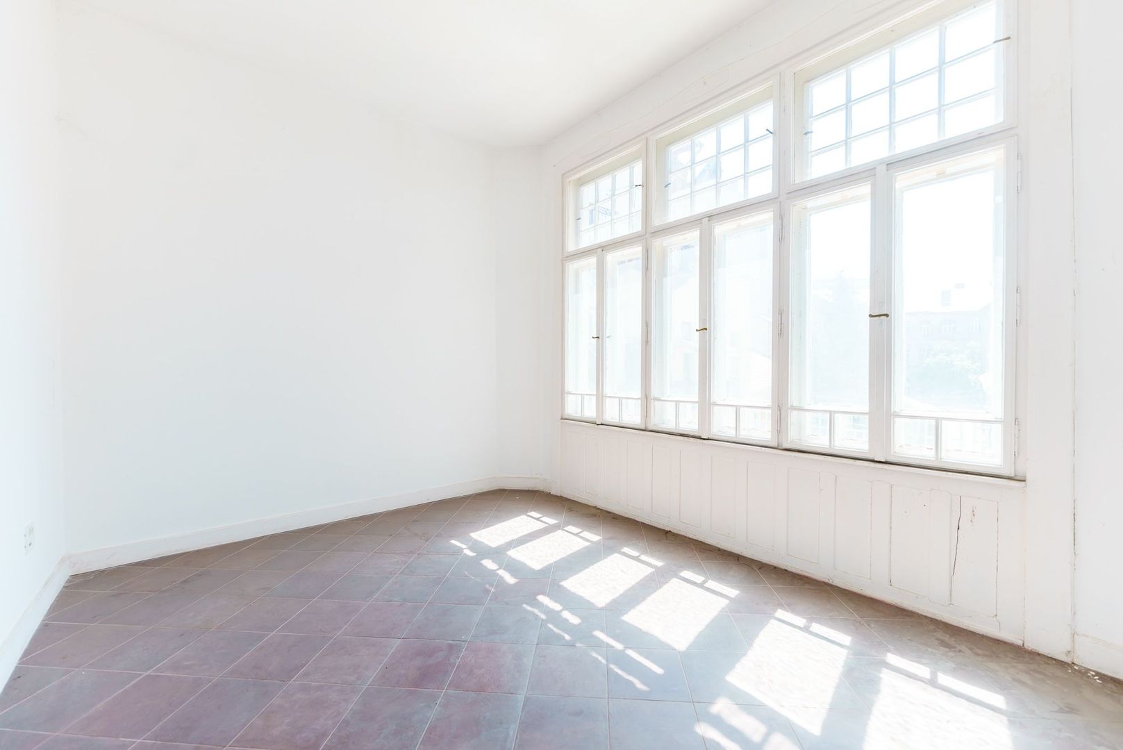 Apartament cu 2 camere ultracentral - Poză 9