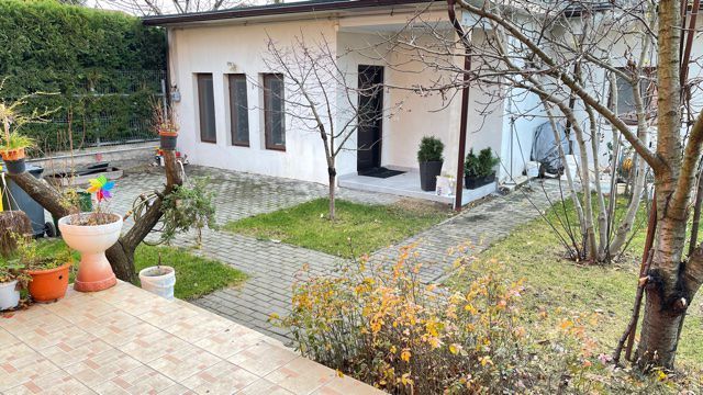 CASA IN ZONA BUCOVINA - Poză 7