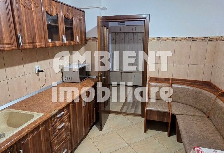 Apartament 3 camere, etaj 1, mobilat și utilat, zona GARĂ; - Poză 3