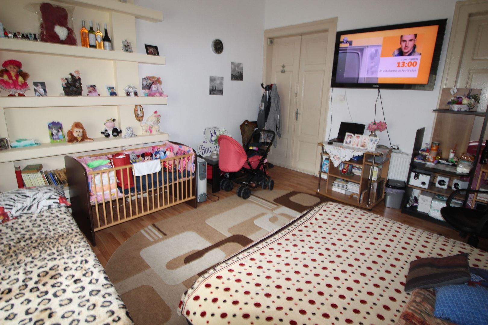 Apartament spatios  in cladire istorica - Poză 3