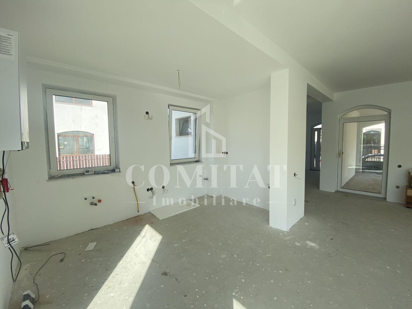 Casă de vânzare | Dispunere pe 2 niveluri | Localitatea Dezmir - Poză 12