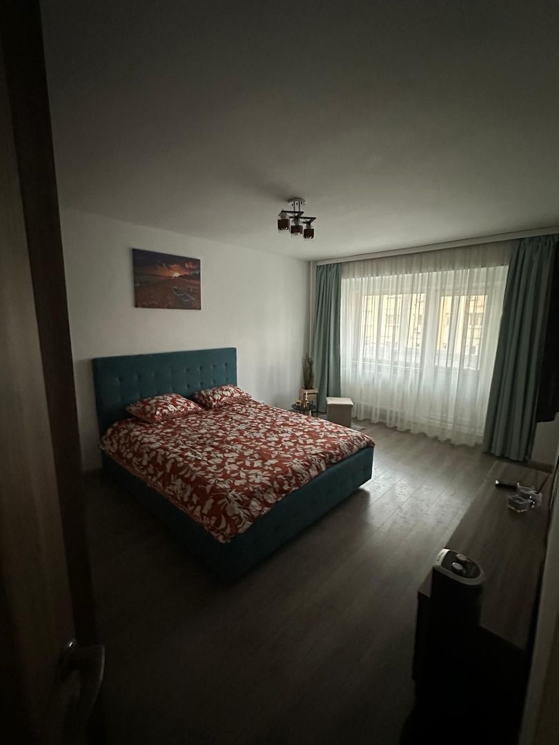 Închiriez apartament 2 camere zona tei - Poză 4