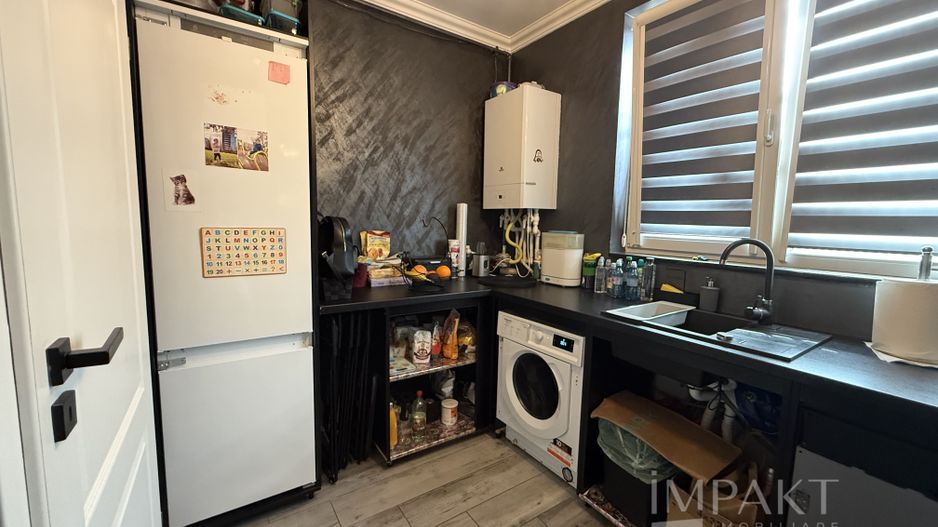 Apartament spatios cu 3 camere in Floresti (Sub Cetate) - Poză 5