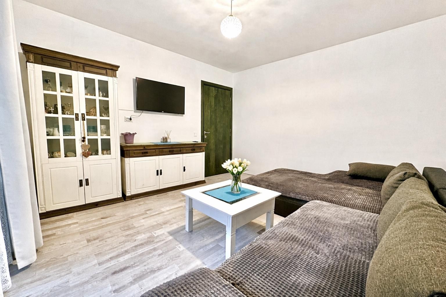 Apartament 2 camere INVESTIȚIE – venit Airbnb,parcare și boxă incluse - Poză 3