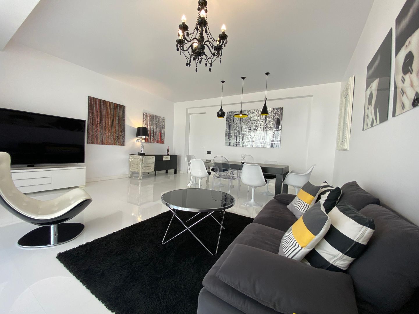 Apartament 4 camere Primaverii / Loc De Parcare inclus in pret - Poză 1