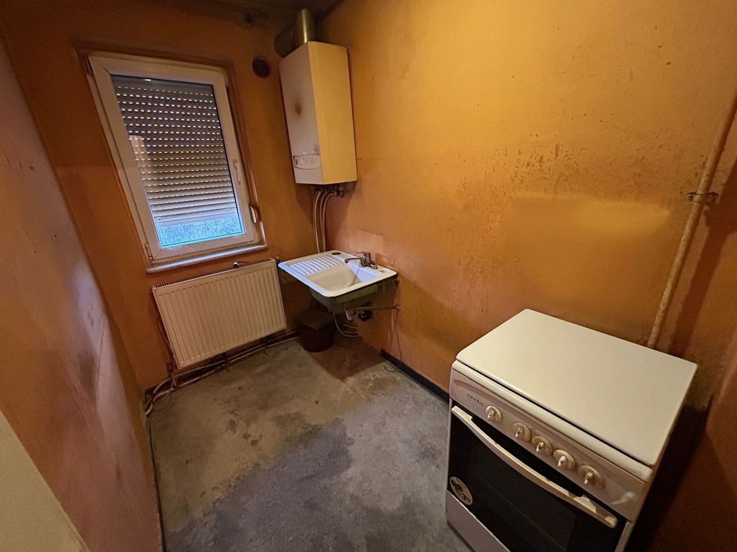 Apartament 3 camere, 47mp  - Cugir - Poză 4