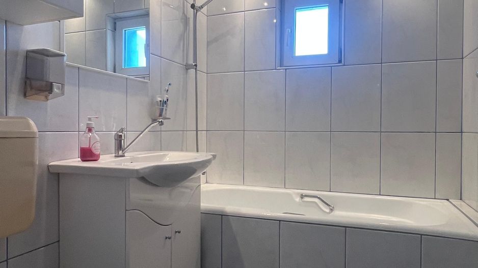 3 camere cu centrala termica proprie | 2 balcoane - Poză 15