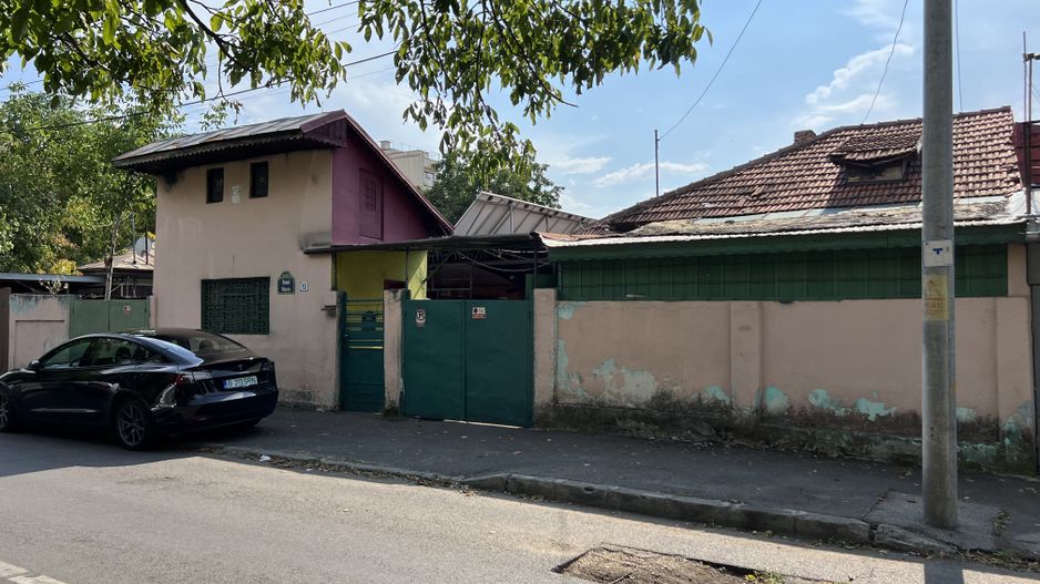 Teren Piata Presei - Poligrafiei - Damaroaia - Poză 9