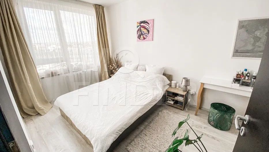 Apartament pentru investitie Zona Piata  1Mai - Poză 3