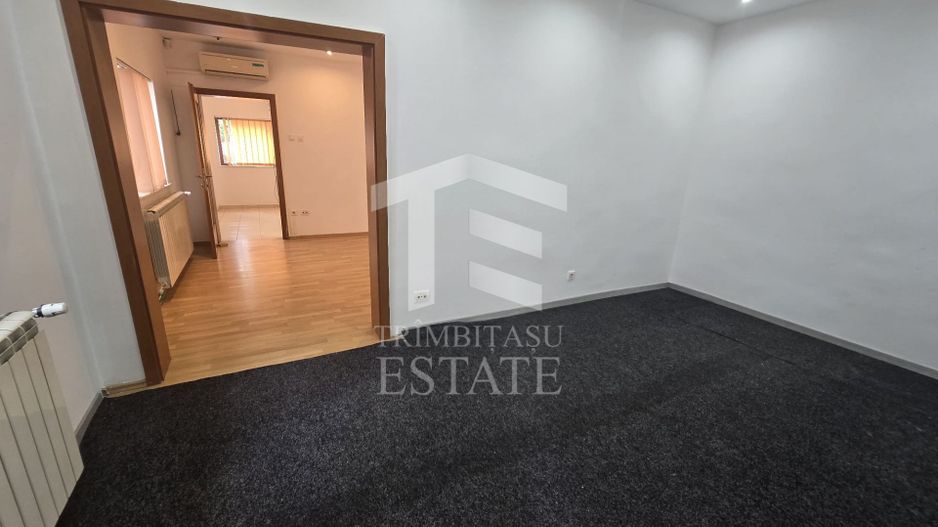 CENTRU- Casa ideala pentru birouri | studio | cabinet | gaz | curte - Poză 10