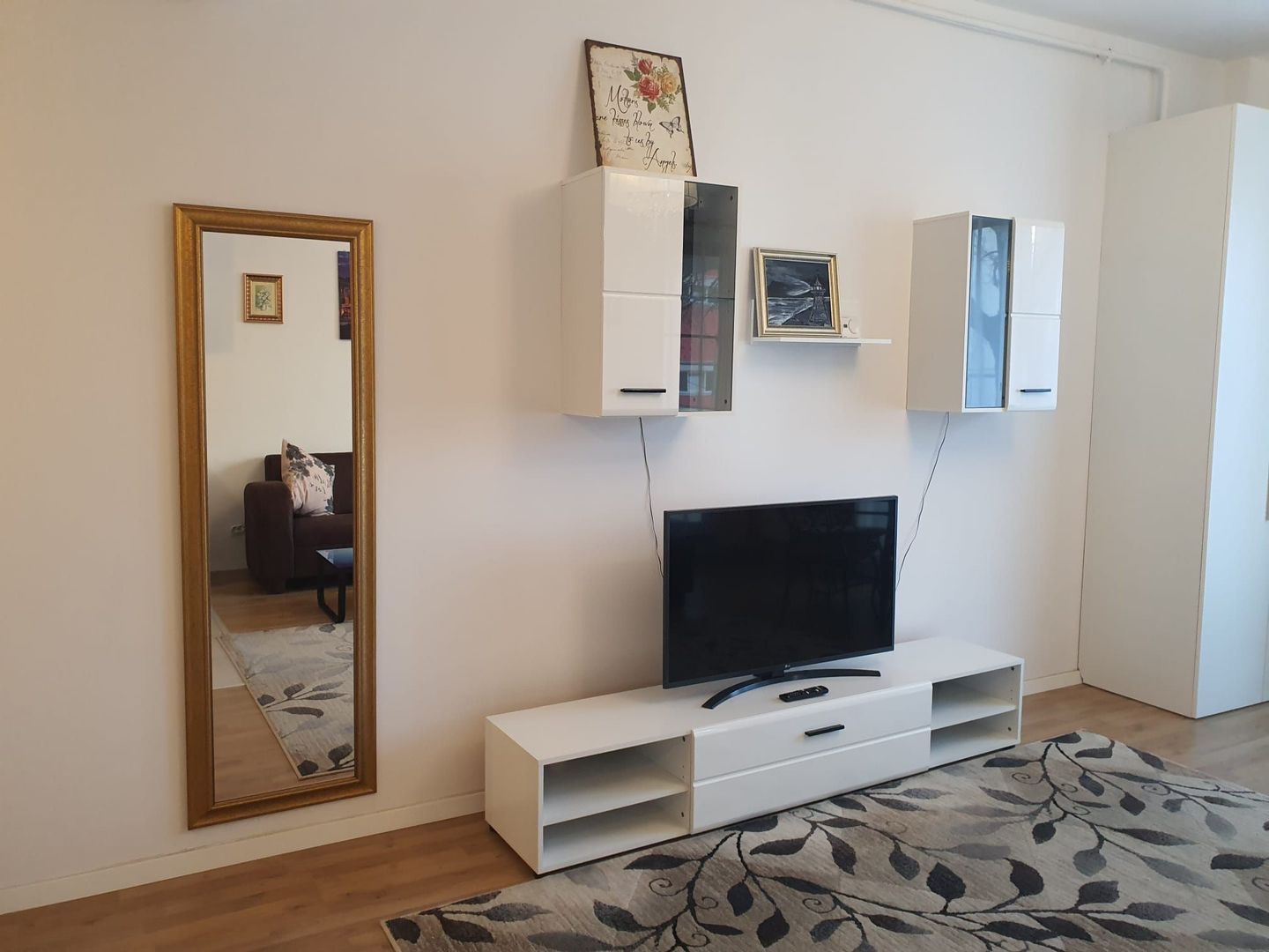 2 camere modern, bloc nou, centrala proprie, parcare - Poză 3