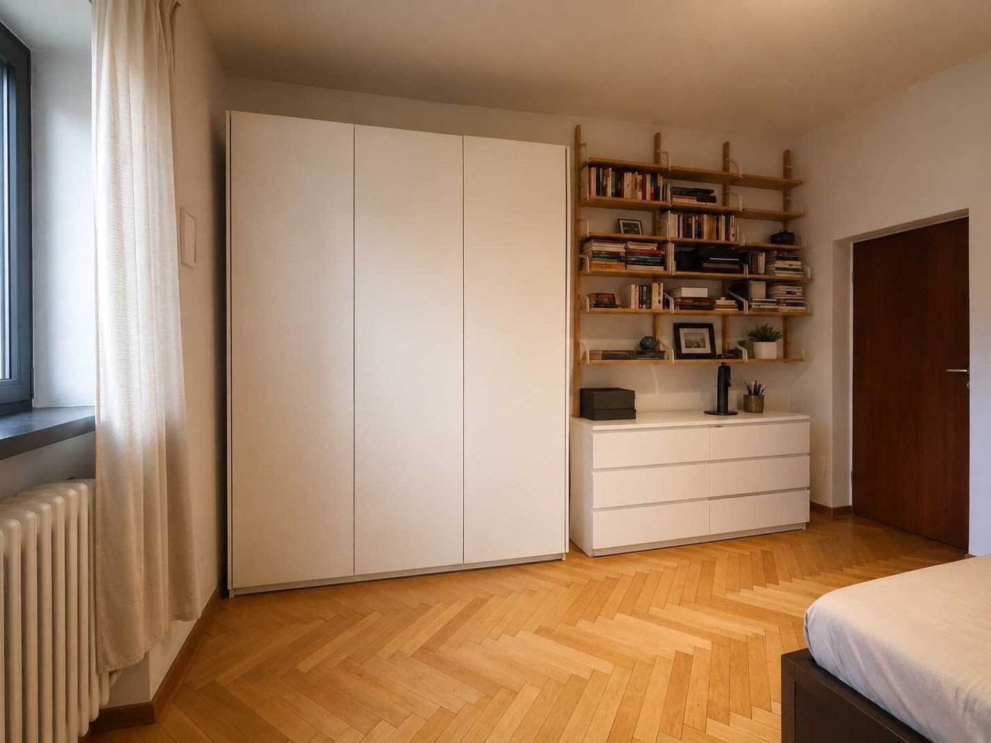 Apartament 2 cam. de vânzare - Piata Victoriei - renovat premium,bloc consolidat - Poză 6