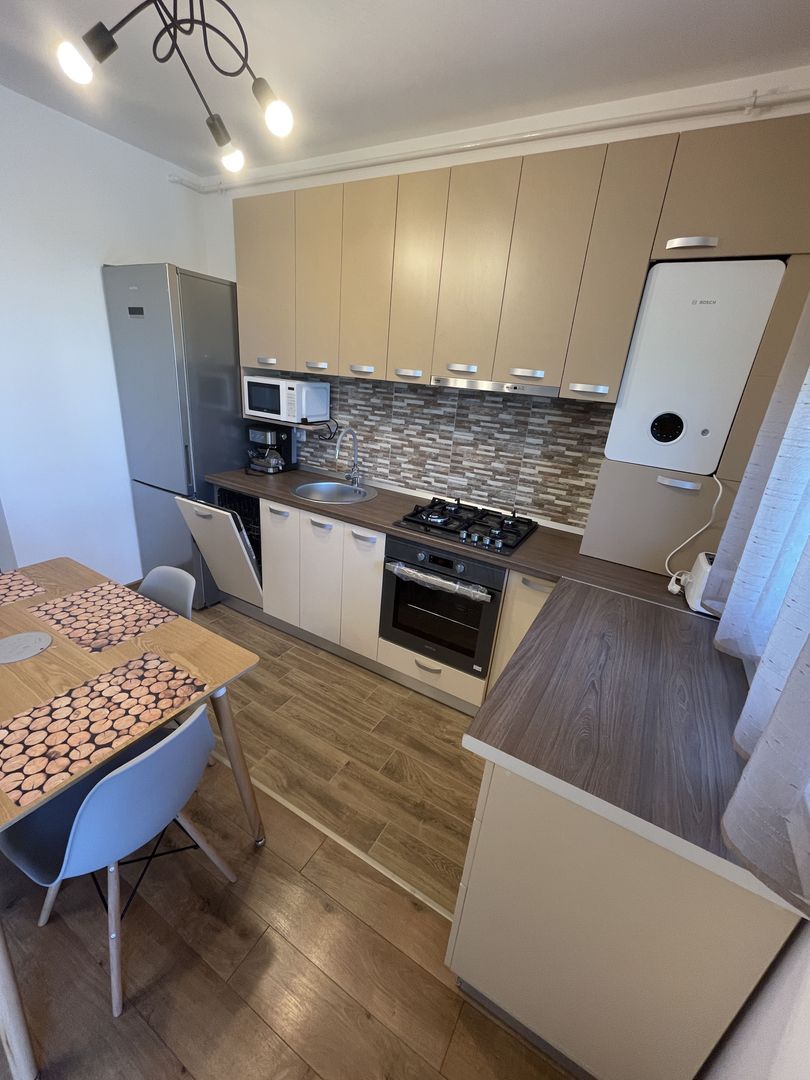 Giroc-Profi Super | 2 camere | Loc de parcare | Etaj intermediar - Poză 8