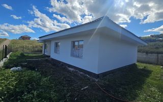 Casă eficientă energetic pe 1 nivel în Chinteni - Poză 5