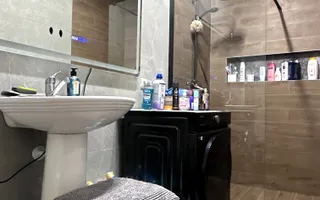 Apartament cu 3 camere la casa + Garsoniera | Ultracentral | Oradea - Poză 11
