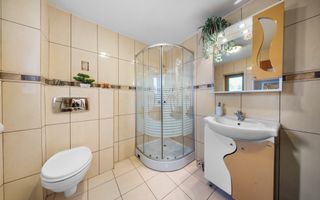 Casa individuala cu 7 camere, 260 mp, teren 900 mp, front 19m, Europa - Poză 9