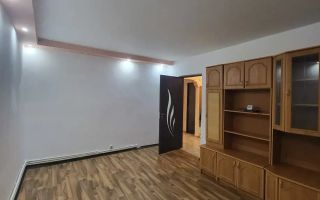 Eliberării (zona Marvimex)-Apartament 3 camere de inchiriat-COD 08 - Poză 1
