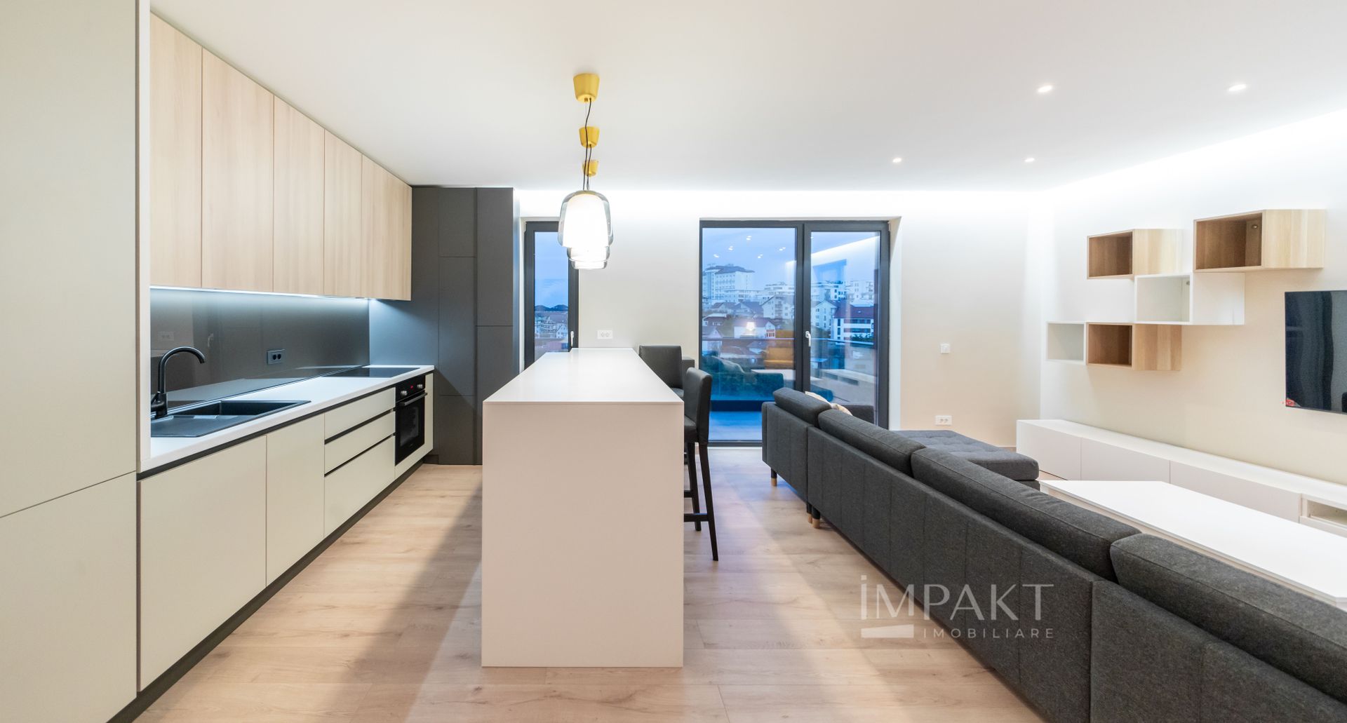 Apartament LUX 3 camere cu vedere panoramica - Andrei Muresanu - Poză 3
