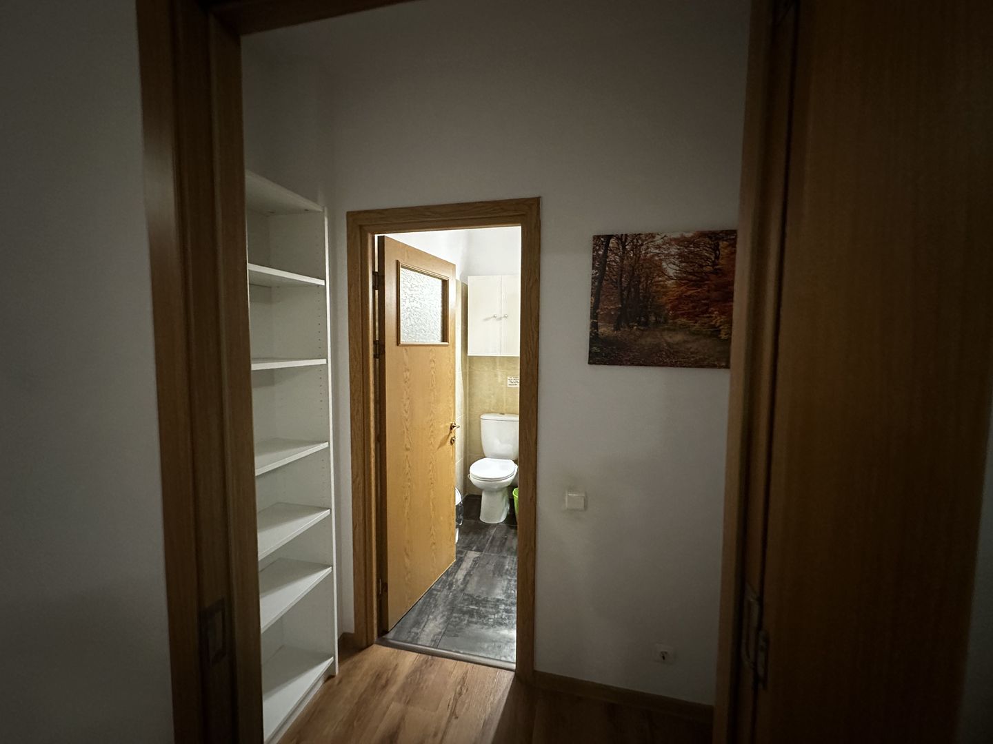 Apartament 2 camere, parcare inclusă, centrală, metrou, pet friendly - Poză 7