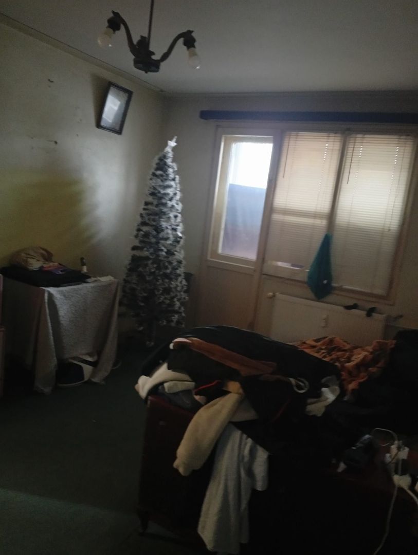 De vanzare Aparatament 2 camere Veteranilor - Poză 3