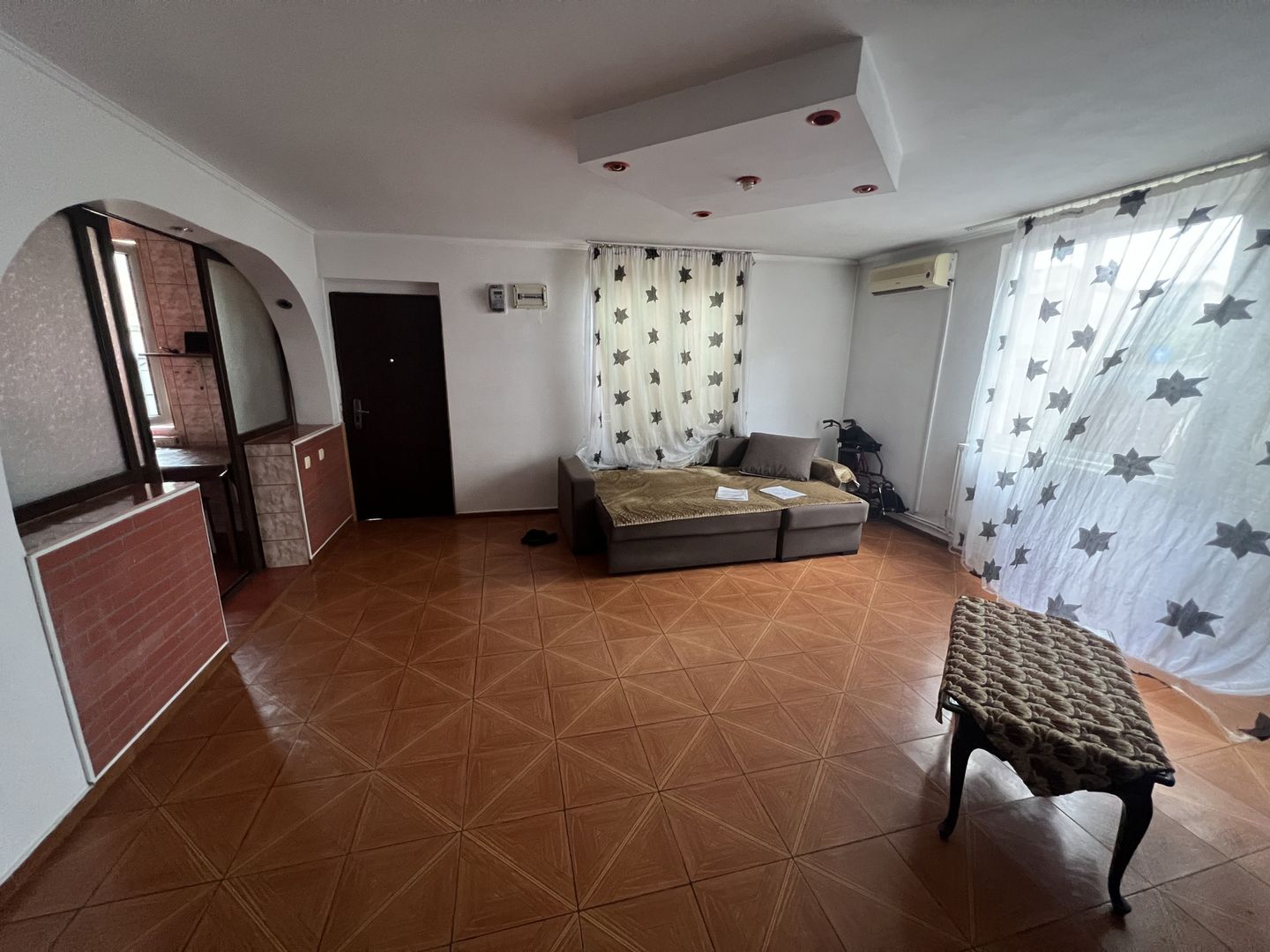 Vila  5 camere Pantelimon  mobilata utilata complet - Poză 1