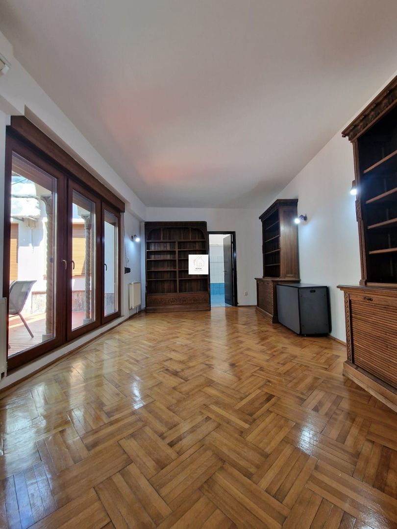 Vila 4 camere pretabila firma - Poză 16