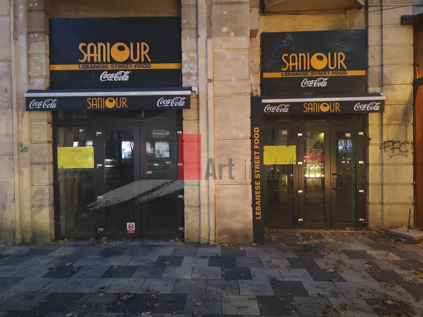 Spatiu stradal Decebal, trafic pietonal - Poză 2