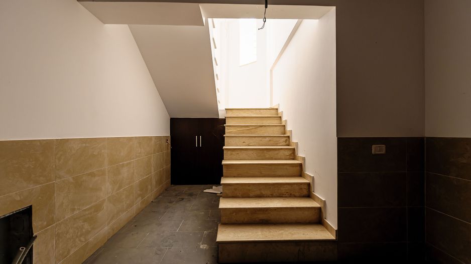 Clădire comercială în zona Grădiște. - Poză 51