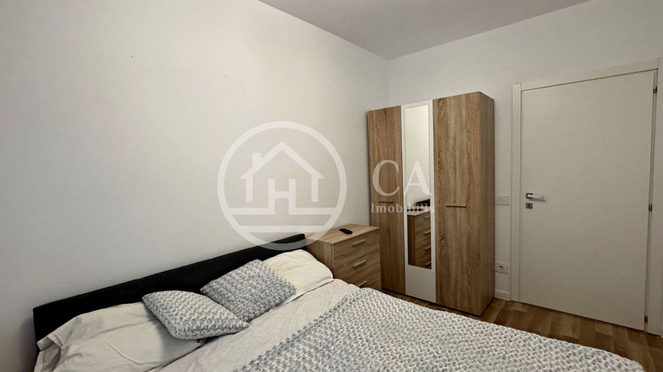 Apartament de închiriat cu 3 camere în Prima Universității, Oradea - Poză 2