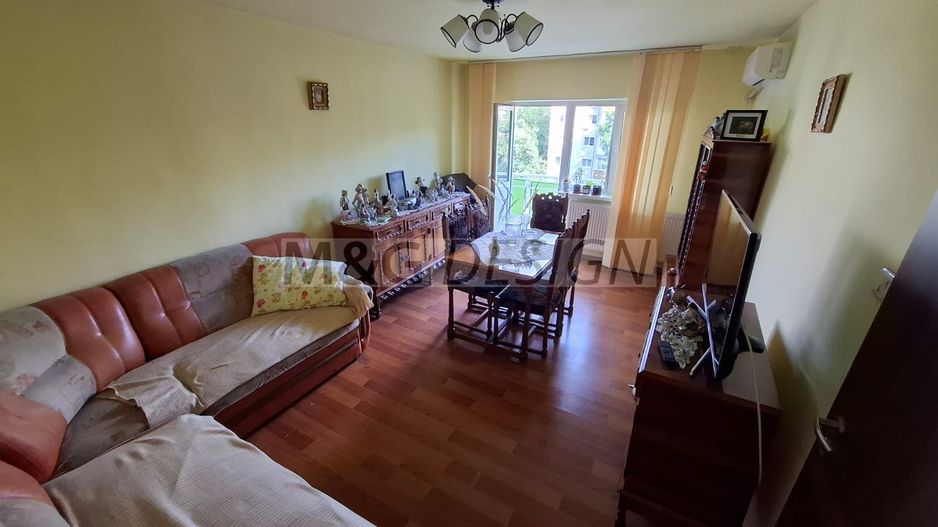 Aradului Vest, 3 camere decomandate, 2 bai, 2 balcoane, centrala gaz, - Poză 1