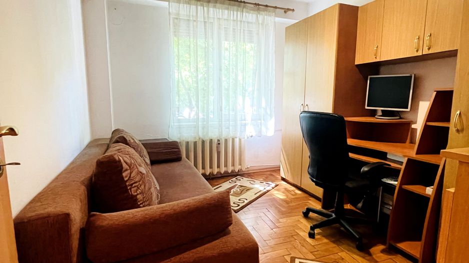 Apartament cu 3 camere DECEBAL - Poză 6