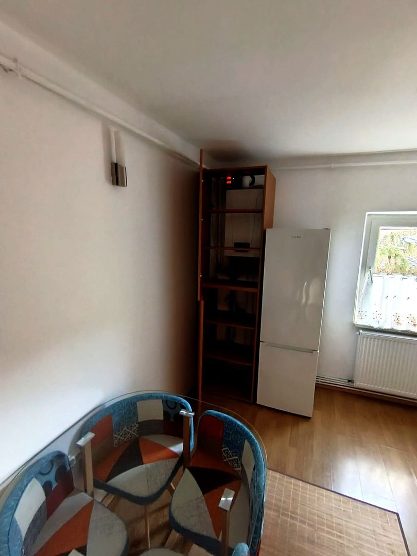 Apartament cu 2 camere, 55 mp, centrală proprie și aer condiționat - Poză 7