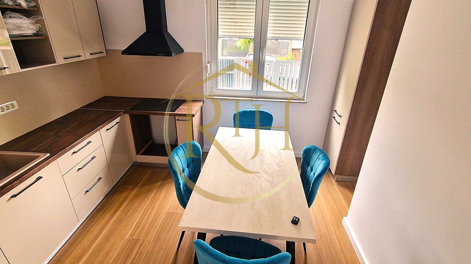 Apartament spațios de închiriat ideal pentru activități comerciale sau  locuință - Poză 6