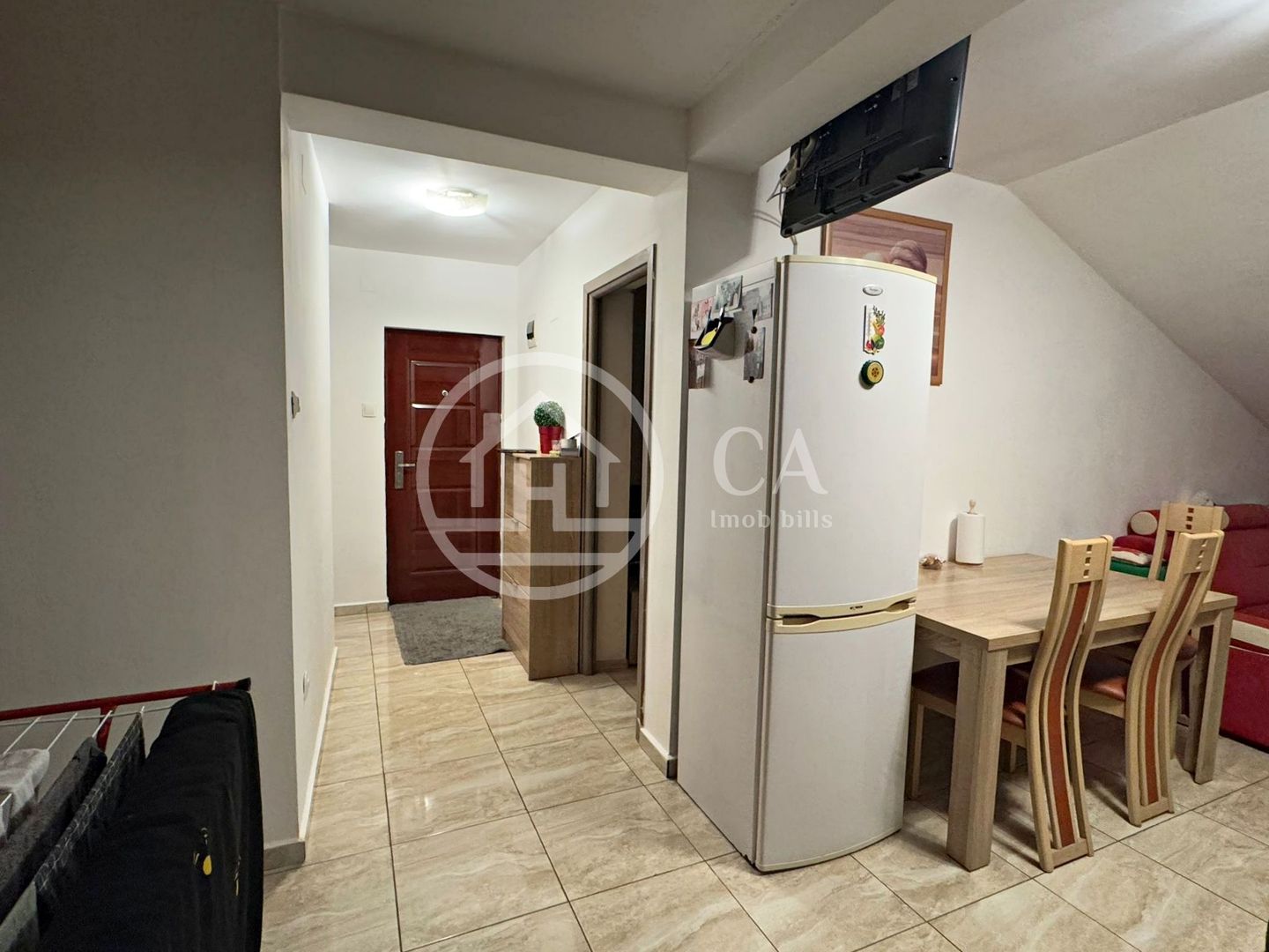 Apartament cu 3 camere de vanzare in zona Rogerius Oradea - Poză 7