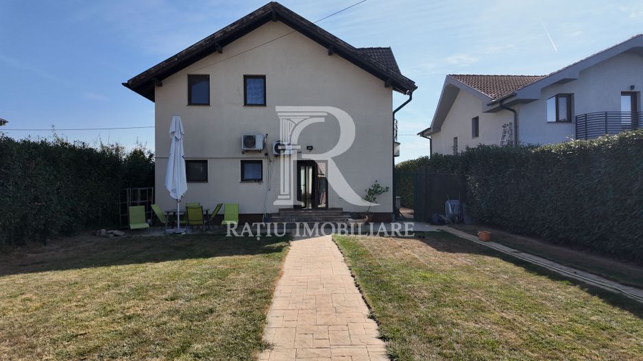 Casă spațioasă cu etaj | 204 mp | Teren 594 mp | Sântandrei - Poză 21