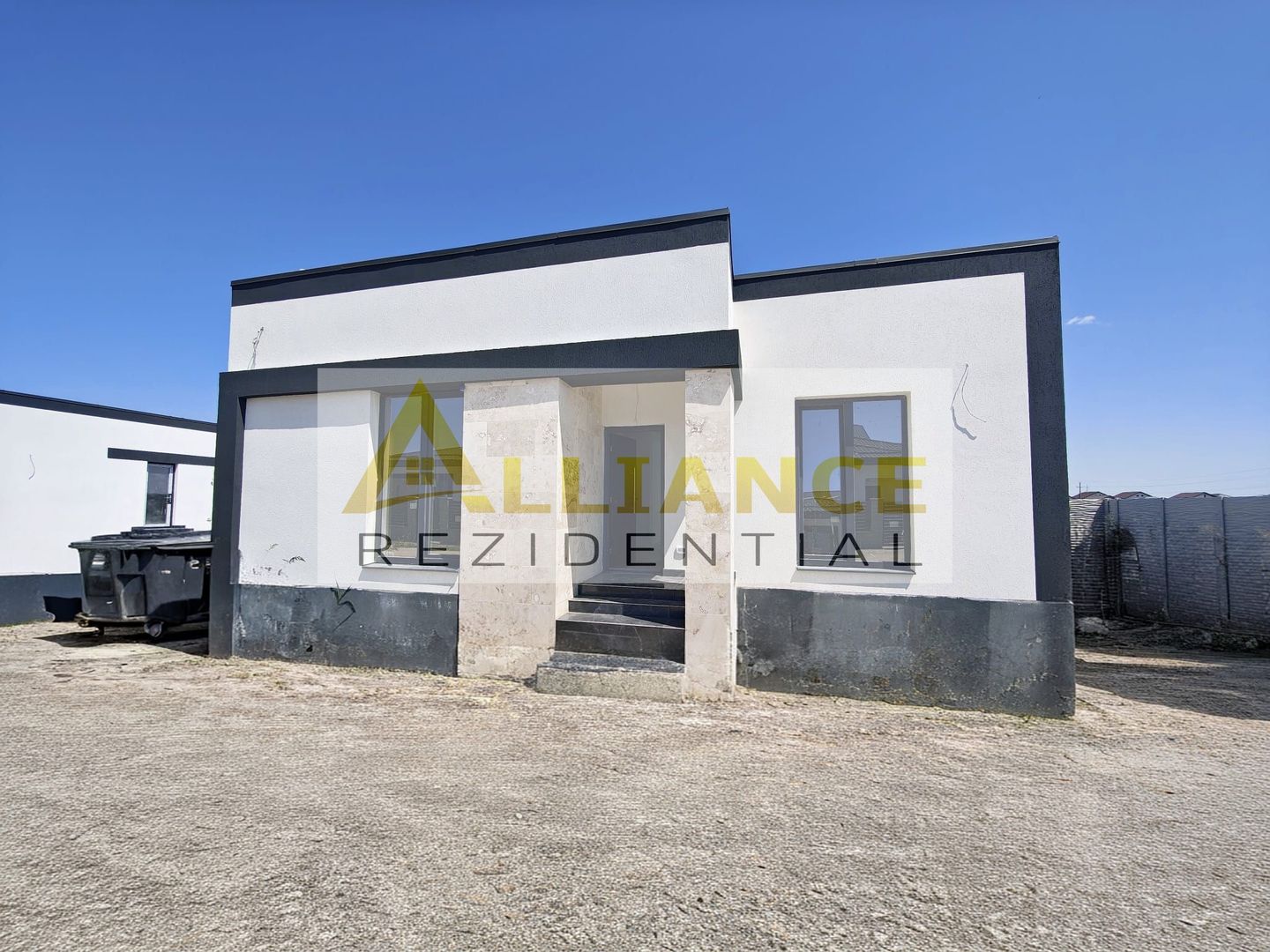 CASA PARTER-4 CAMERE- TEREN 500 MP-STR.ASFALTATA - Poză 2