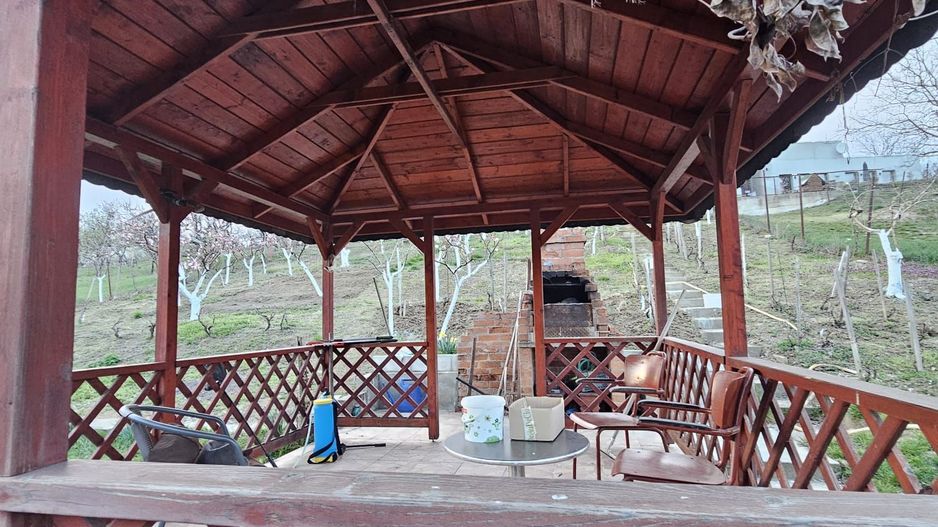 Vila  Oradea zona Iorga 420 mp ,teren 2000 ml - Poză 18