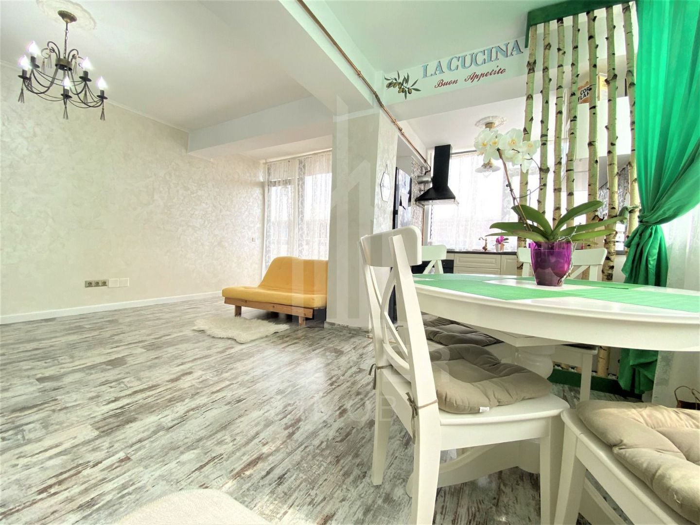 Apartament 3 camere de vânzare | Doamna Stanca - Poză 2