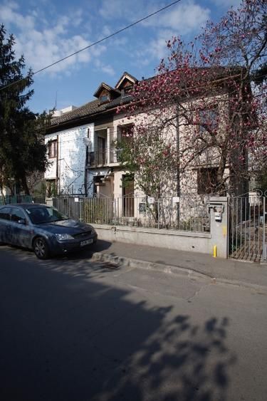 De inchiriat mansarda 3 camere zona Decebal - Poză 16