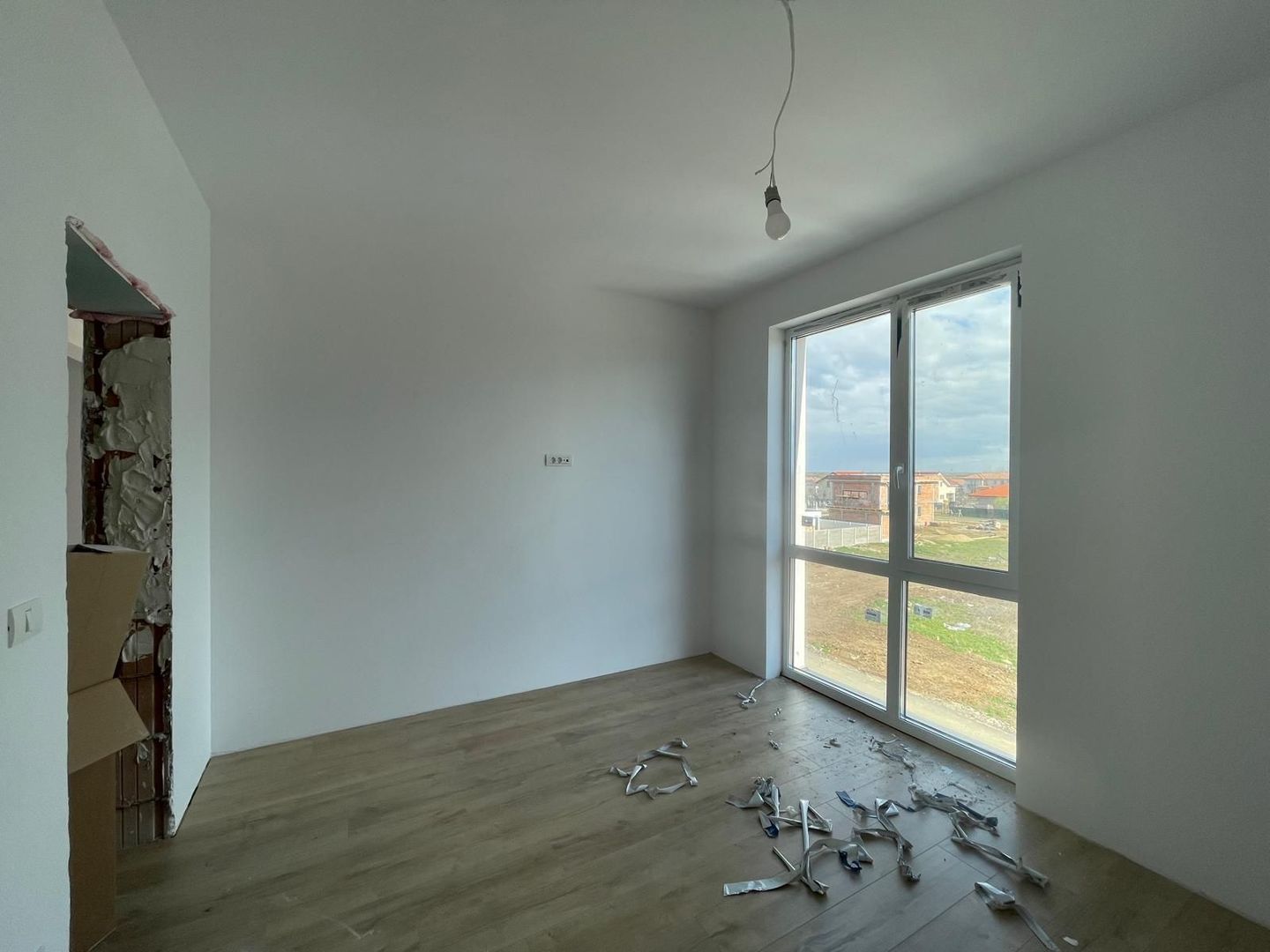 Apartament 2 camere 58mp + balcon 5mp - 73.900€ - Mosnita - Poză 4