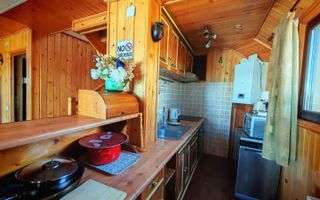 Casa / pensiune investitie sat Pestera, Moieciu, Bran - Poză 6
