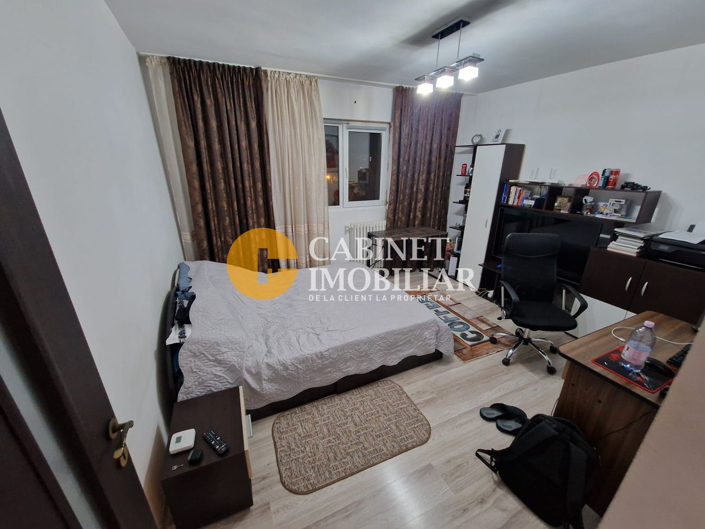 2 Camere Decomandat, etaj intermediar, mobilat/utilat-Zona Alexandru cel Bun - Poză 1