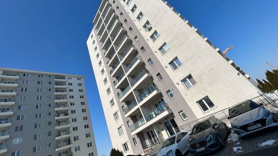 Închiriez apartament 2 camere - Poză 1